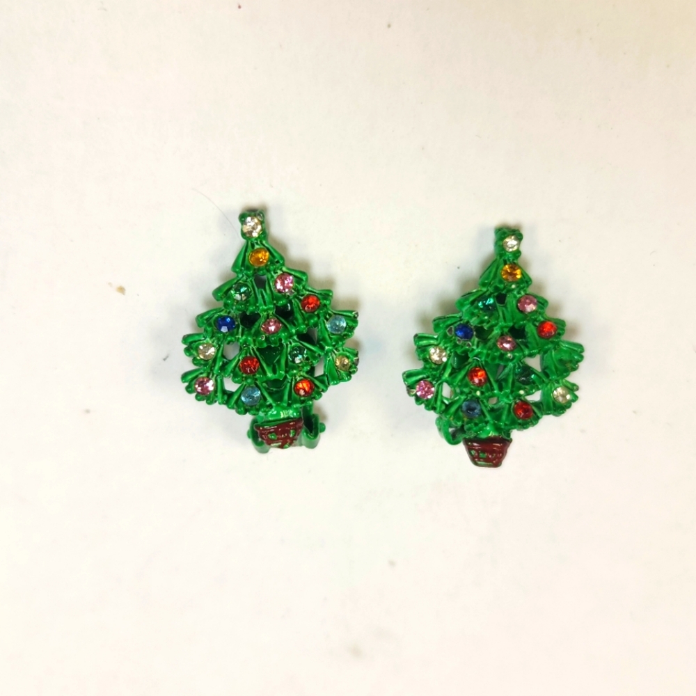 Green Christmas Tree Earrings